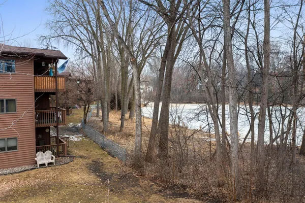 $188,000 | 4870 Babcock Trail, Unit 333, Inver Grove Heights, MN 55077