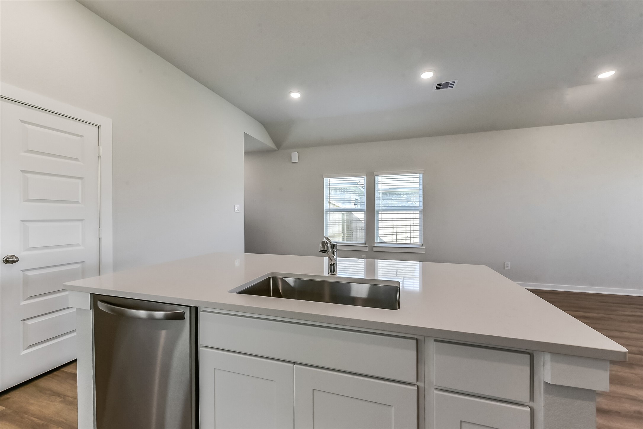 78 Leon Way Dayton, TX 77535 - Photo 20 of 39