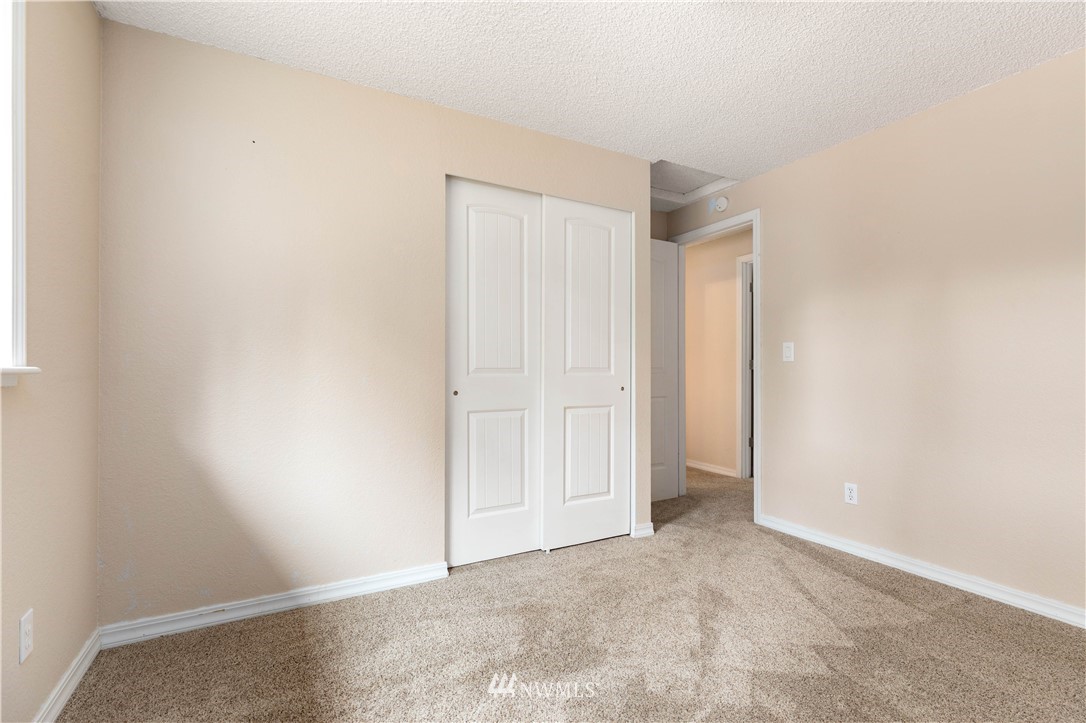1320 Eagle Ridge Road Oak Harbor, WA 98277 - Photo 14 of 39 Gallery Image 14