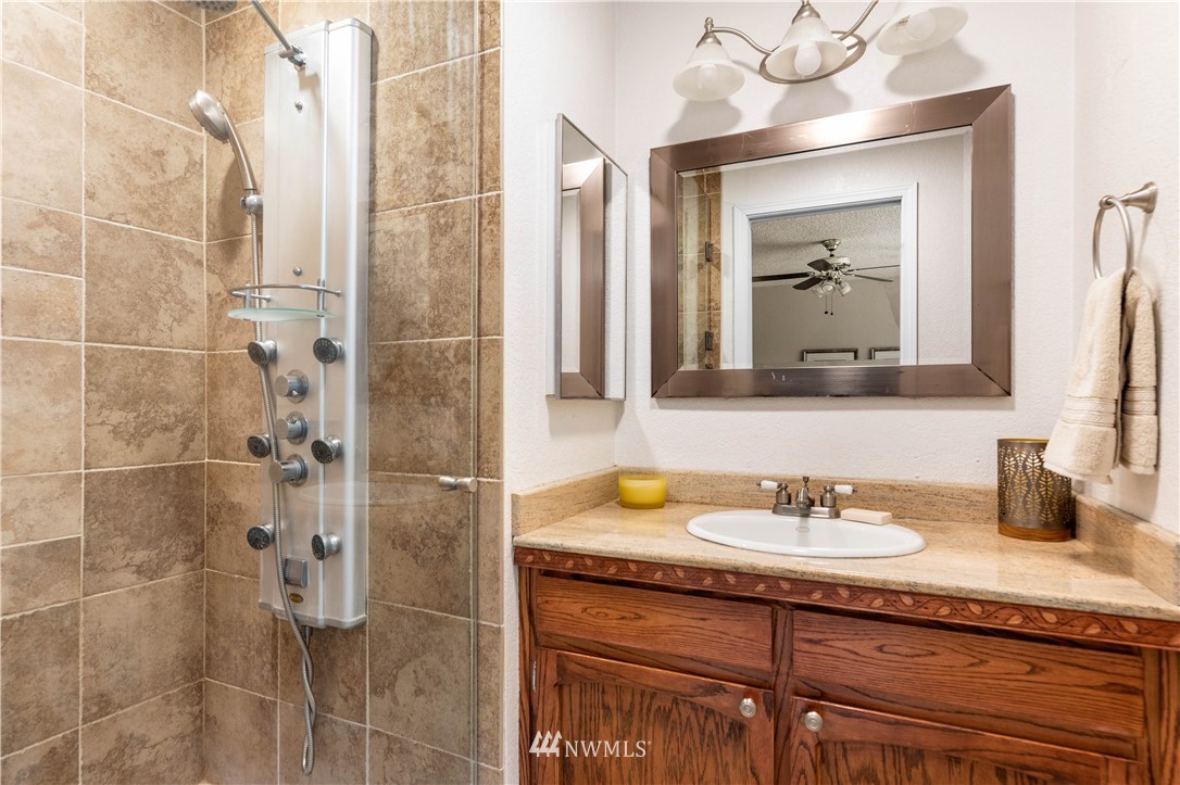 1320 Eagle Ridge Road Oak Harbor, WA 98277 - Photo 18 of 39 Gallery Image 18