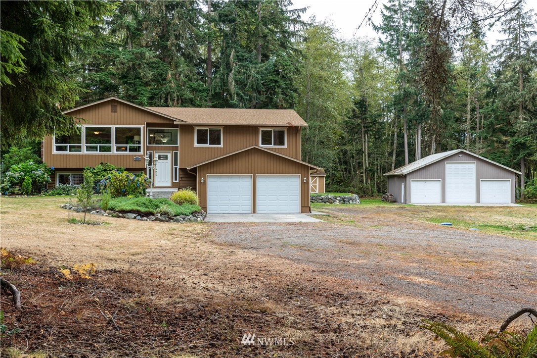 1320 Eagle Ridge Road Oak Harbor, WA 98277 - Photo 34 of 39 Gallery Image 34