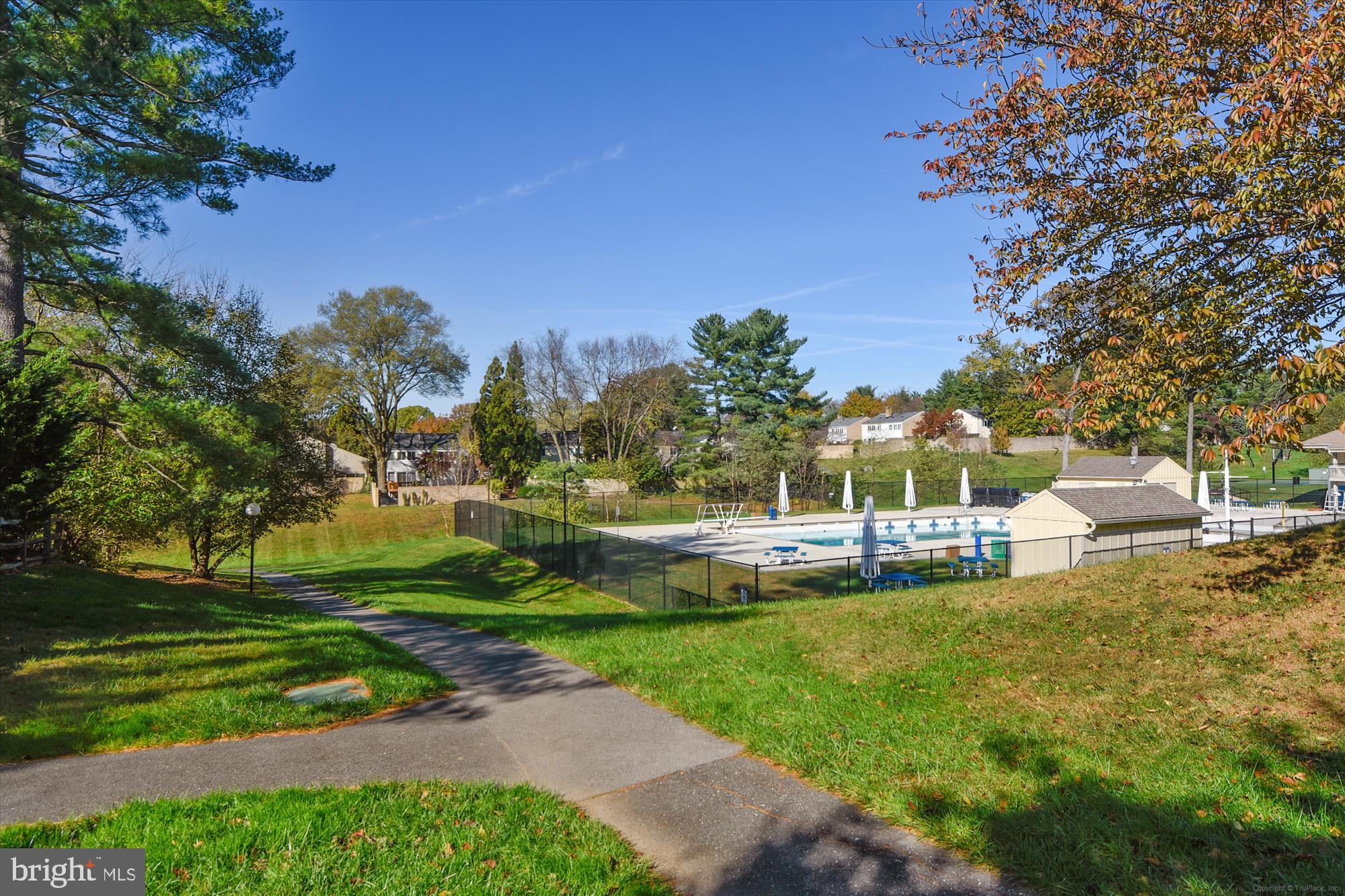 18801 Nathans Place Gaithersburg, MD 20886 - Photo 32 of 60 Lake Whetstone Walking Path