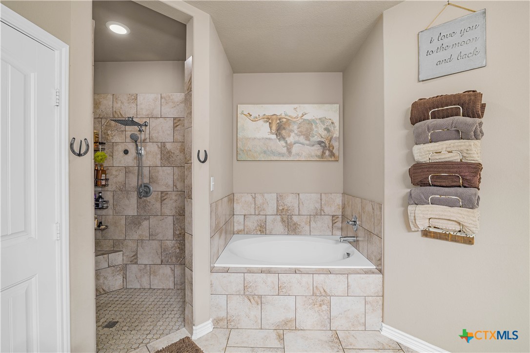 1032 Levi Sloan Road Victoria, TX 77904 - Photo 9 of 24