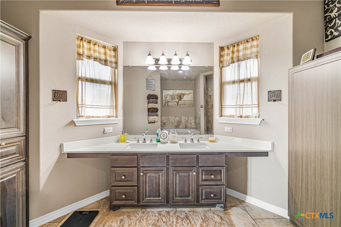 1032 Levi Sloan Road Victoria, TX 77904 - Photo 10 of 24