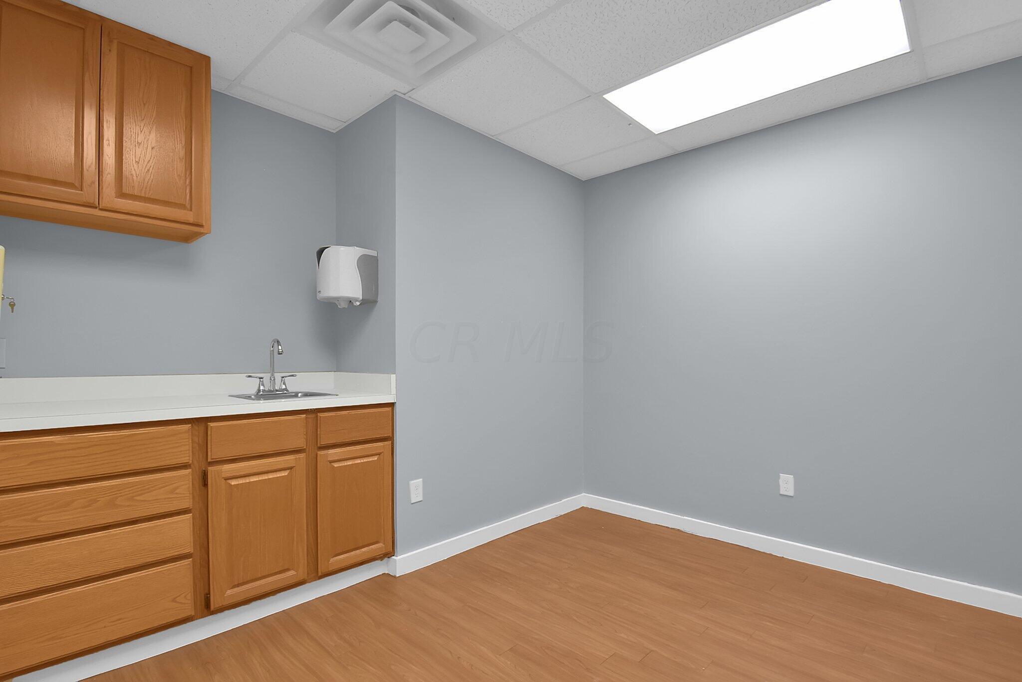 600 Cooper Road, Unit 700 Westerville, OH 43081 - Photo 7 of 25 large-1e44f046-931e-46af-8a8f-0ebec26026