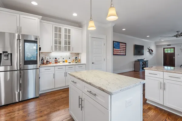 $3,750 | 414B St Francis Avenue, Nashville, TN 37205