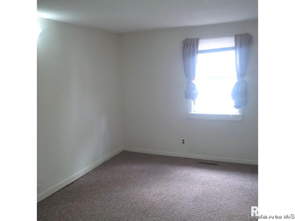 2038 North 9th Street Springfield, IL 62702 - Photo 6 of 14