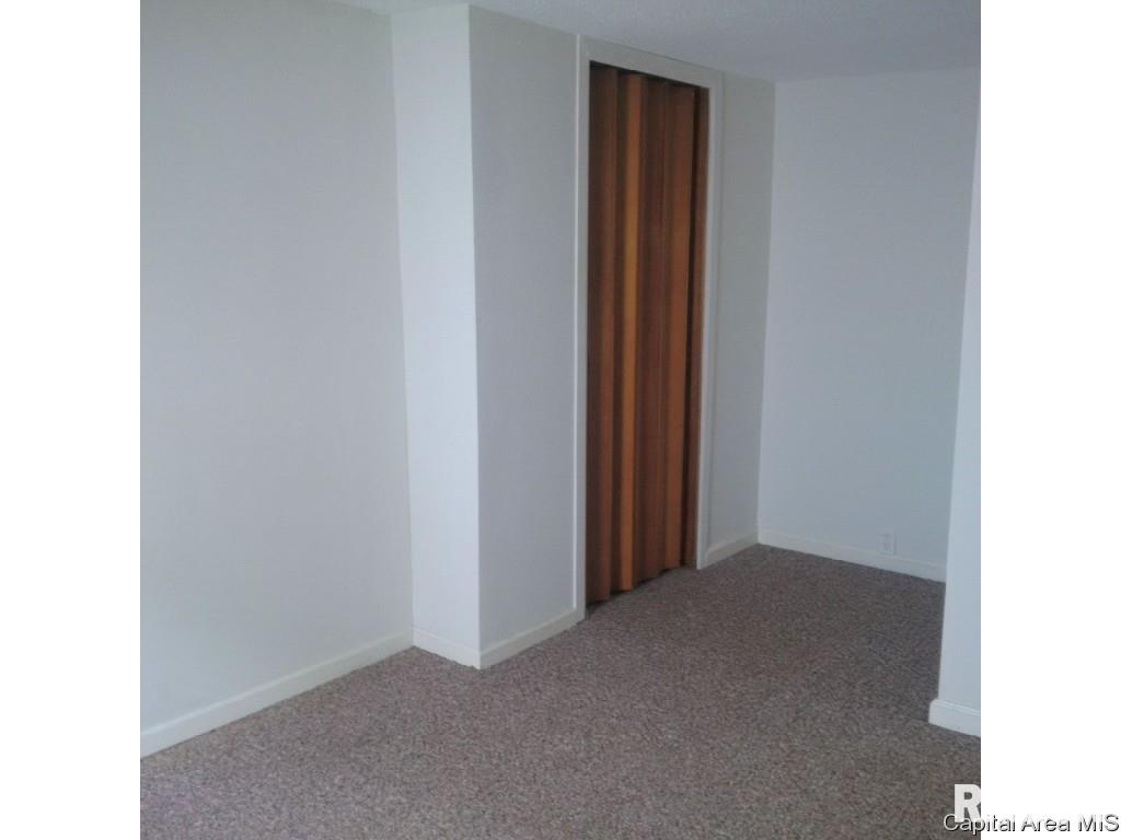 2038 North 9th Street Springfield, IL 62702 - Photo 7 of 14