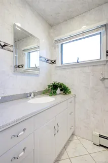 $1,239,000 | 119 Radcliff Avenue, Port Washington, NY 11050