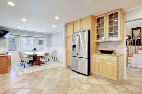 $1,239,000 | 119 Radcliff Avenue, Port Washington, NY 11050