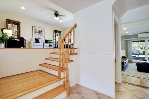 $1,239,000 | 119 Radcliff Avenue, Port Washington, NY 11050