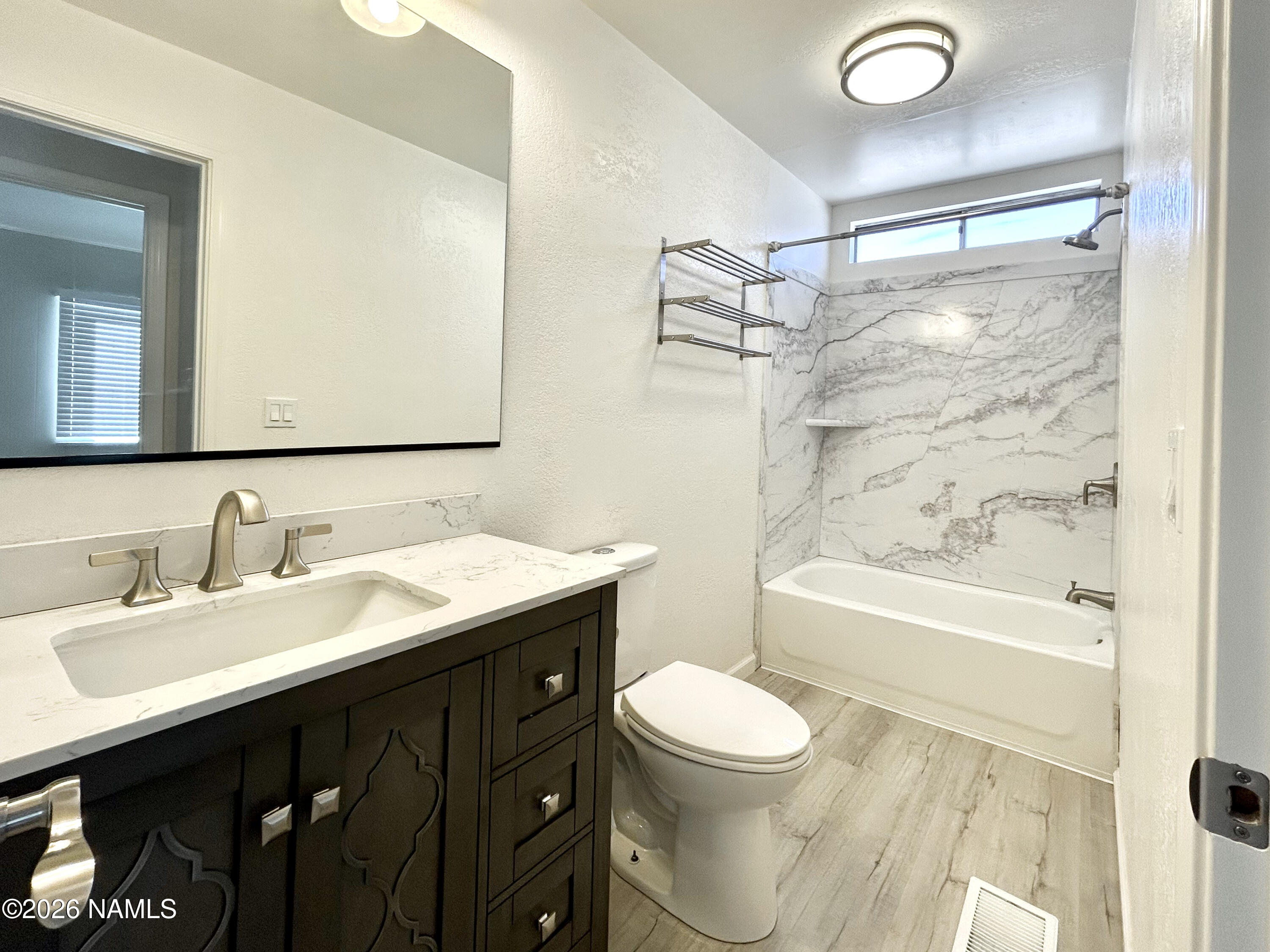 4805 South Thorn Road Flagstaff, AZ 86005 - Photo 16 of 30 Upgraded Main Bathroom