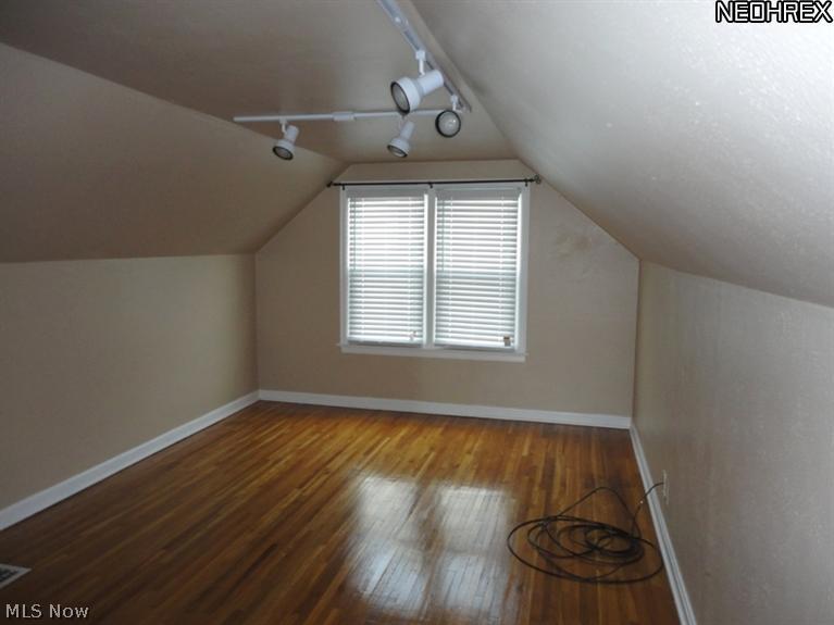 212 State Road Northwest Warren, OH 44483 - Photo 6 of 19 Gallery Image 6