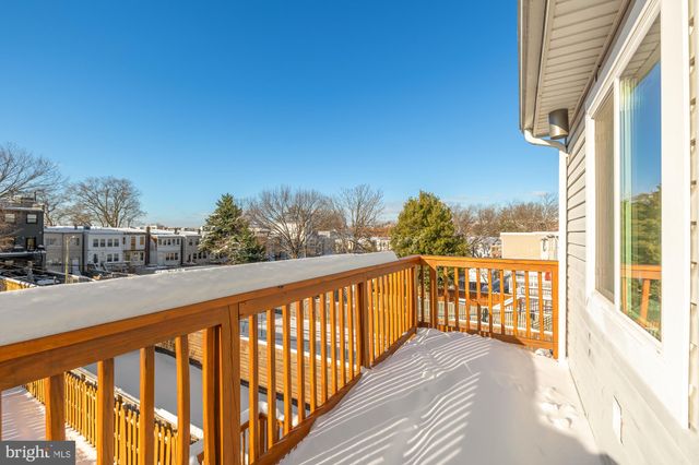 $935,000 | 1143 Oates Street Northeast, Washington, DC 20002