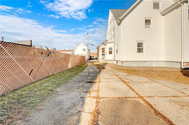 $499,900 | 185 Anthony Street, East Providence, RI 02914