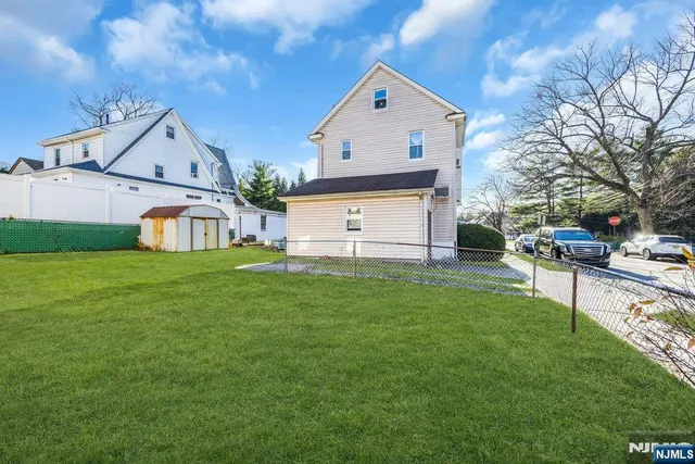 $425,000 | 17 East Midland Avenue, Kearny, NJ 07032