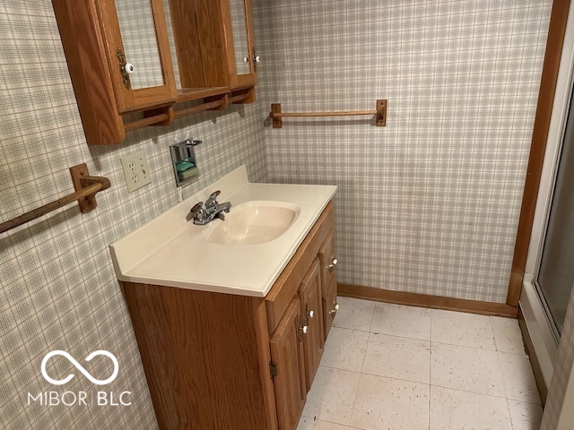 12265 East Legal Tender Road Columbus, IN 47203 - Photo 19 of 25 Gallery Image 19