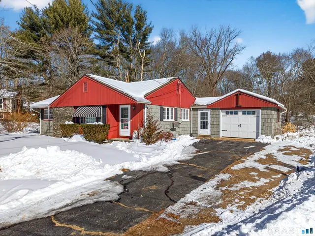 $279,900 | 7 Deerbrook Road, Norwich, CT 06360