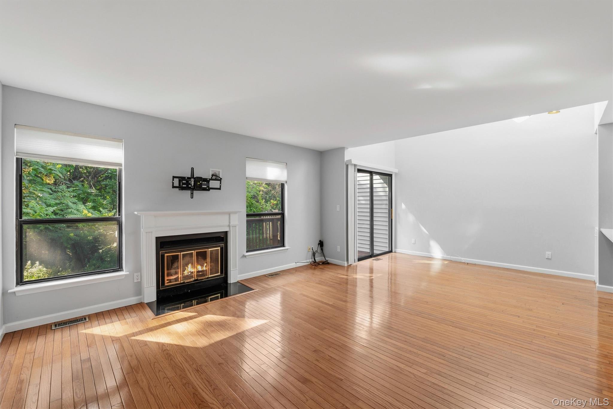 93 Bridle Path Road Ossining, NY 10562 - Photo 7 of 50 Gallery Image 7