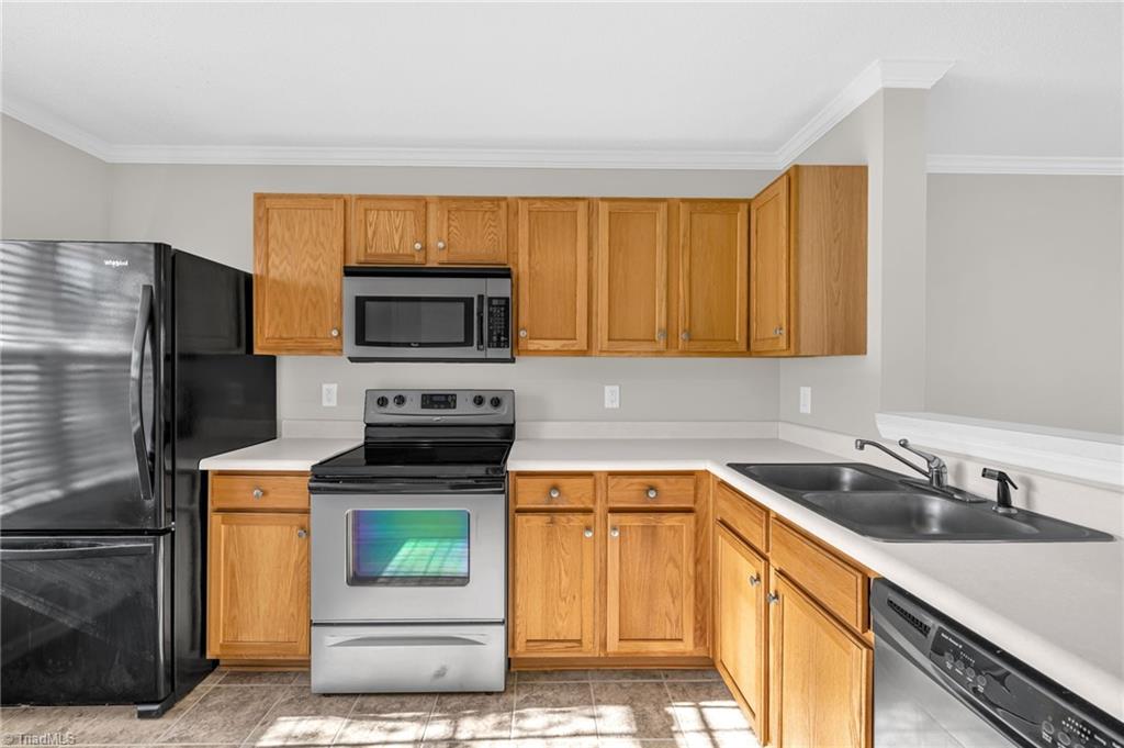 4506 Cross Ridge Lane Greensboro, NC 27410 - Photo 2 of 19