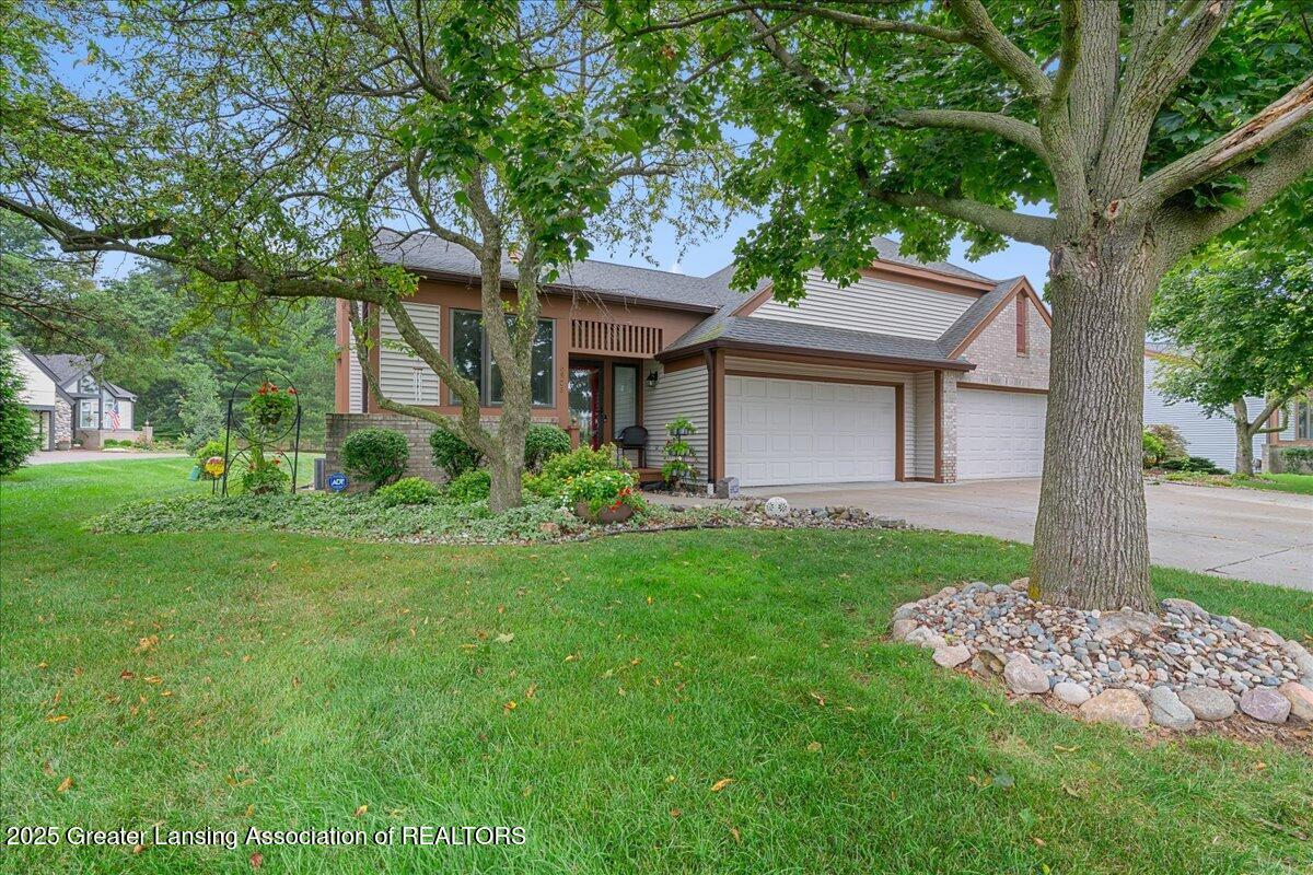 6923 Spring Tree Lane, Unit 143 Lansing, MI 48917 - Photo 4 of 49 Front Exterior