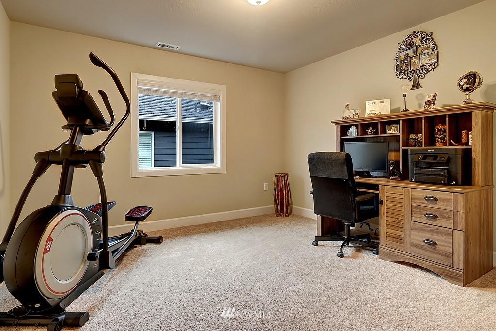 17409 42nd Avenue Southeast Bothell, WA 98012 - Photo 12 of 23 Gallery Image 12