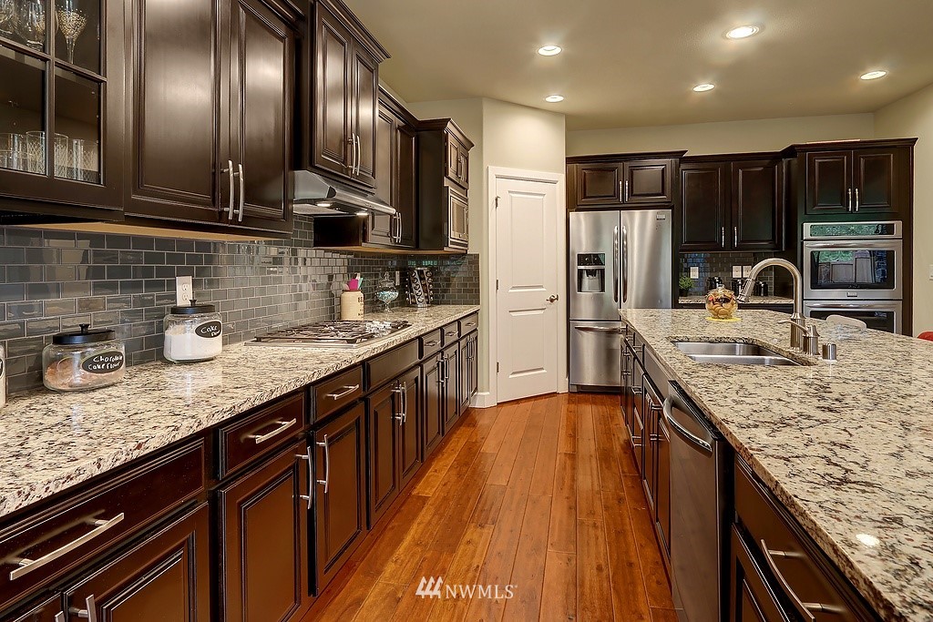 17409 42nd Avenue Southeast Bothell, WA 98012 - Photo 5 of 23 Gallery Image 5