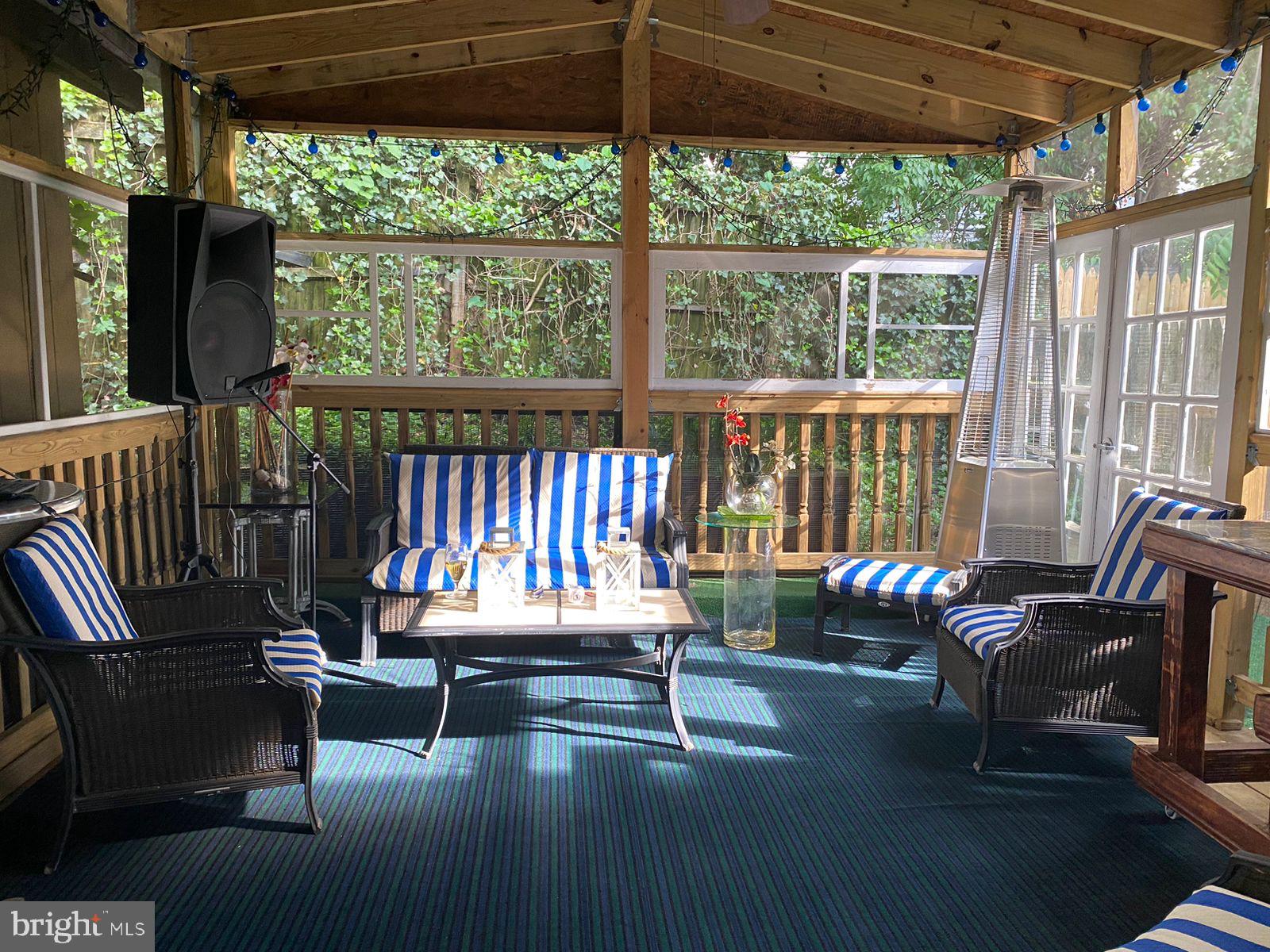 8434 Towne Crest Court Gaithersburg, MD 20877 - Photo 5 of 8 a reading room with furniture and a window