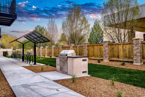 $379,000 | 2320 South Broadway Avenue, Unit B302, Boise, ID 83706