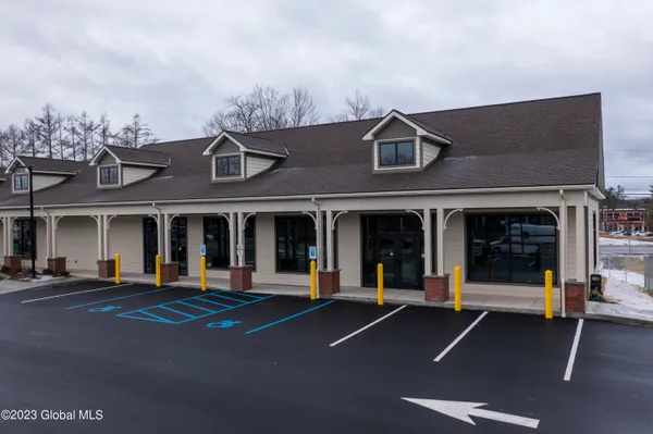 $17 | 230 Church Avenue, Ballston, NY 12020