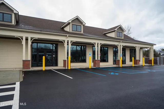 $17 | 230 Church Avenue, Ballston, NY 12020