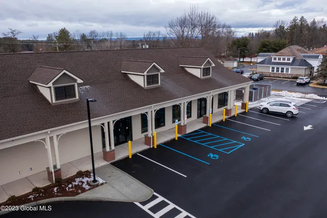 $17 | 230 Church Avenue, Ballston, NY 12020