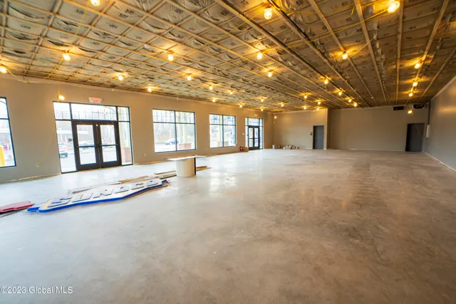 $17 | 230 Church Avenue, Ballston, NY 12020