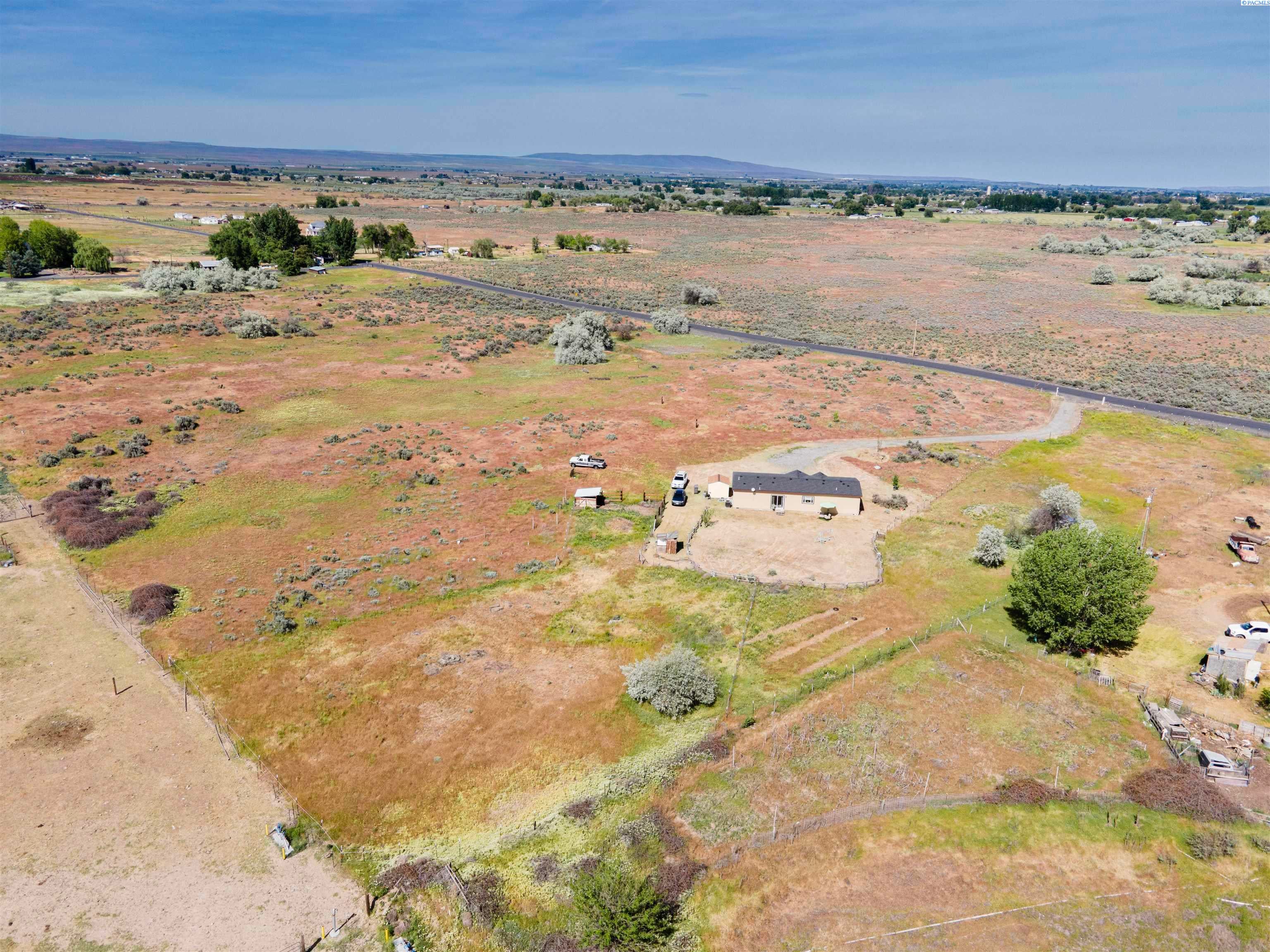 7904 South Griffin Road Prosser, WA 99350 - Photo 29 of 35 Gallery Image 29