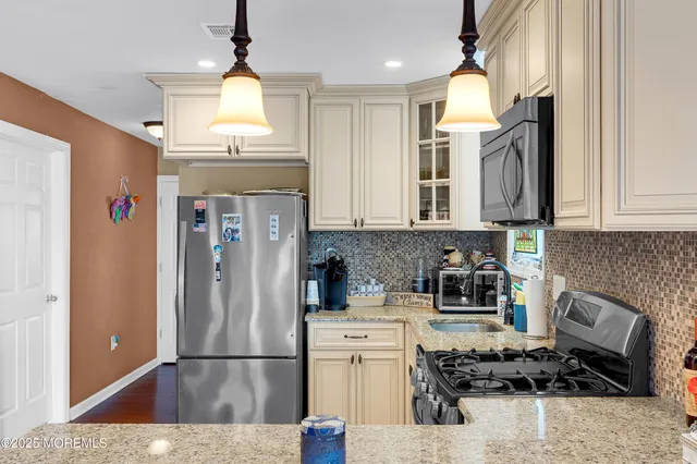 $469,900 | 7 West Schuylkill Road, Little Egg Harbor, NJ 08087