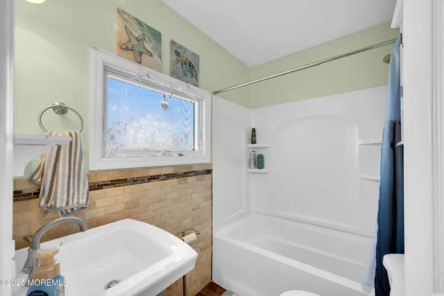 $469,900 | 7 West Schuylkill Road, Little Egg Harbor, NJ 08087