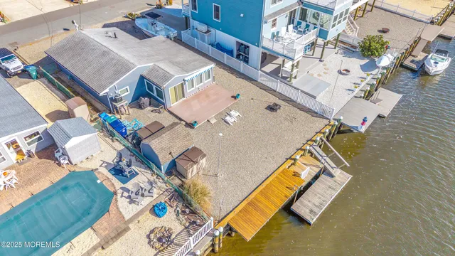 $469,900 | 7 West Schuylkill Road, Little Egg Harbor, NJ 08087