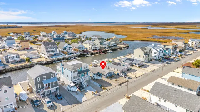 $469,900 | 7 West Schuylkill Road, Little Egg Harbor, NJ 08087