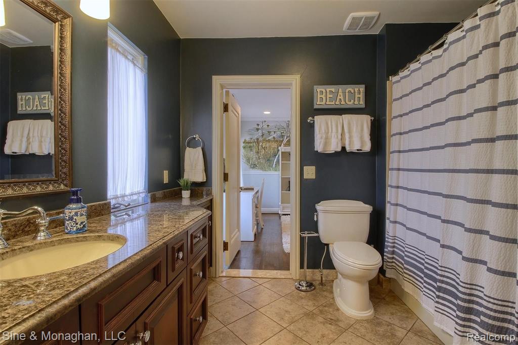 1010 Harvard Road Grosse Pointe, MI 48230 - Photo 27 of 54