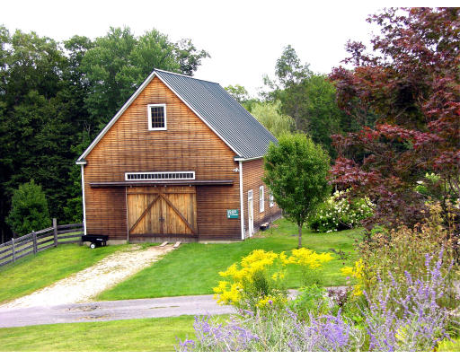 87 Depot Road Harvard, MA 01451 - Photo 4 of 17
