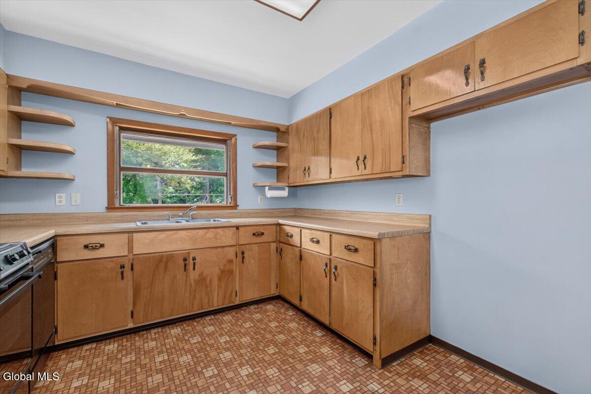 583 North Creek Road Greenfield, NY 12833 - Photo 31 of 67 08-DSC05605