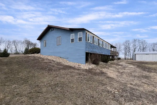 $325,000 | 96 200th Avenue, Fulda, MN 56131