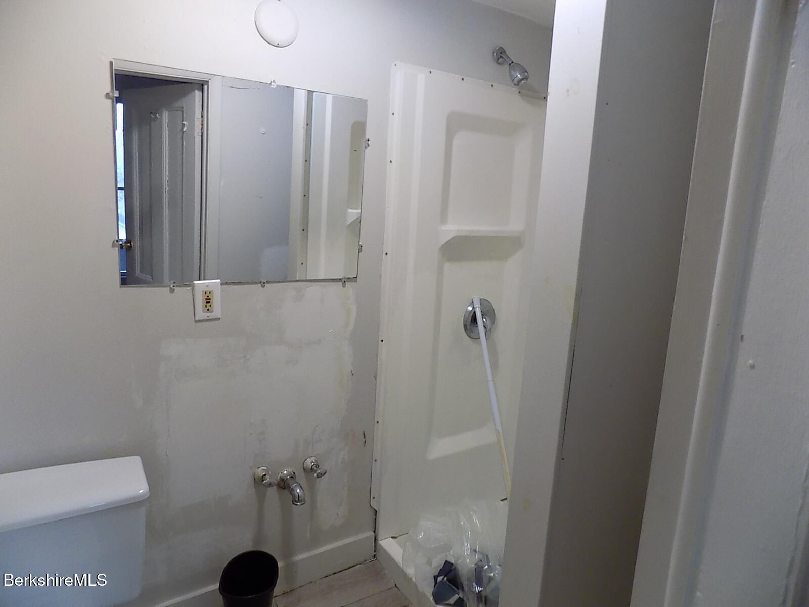 286 Walnut Street North Adams, MA 01247 - Photo 19 of 24 a bathroom with a shower