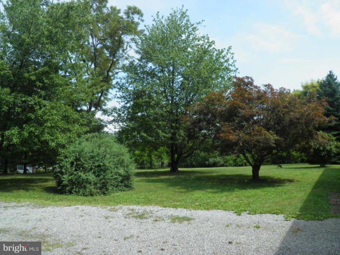 166 Bennett Berkeley Springs Berkeley Springs, WV 25411 - Photo 24 of 27 a view of a park
