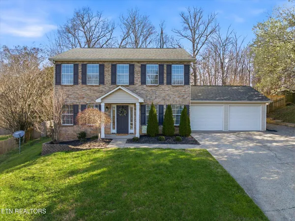 $430,000 | 8212 Foxworth Trail, Powell, TN 37849