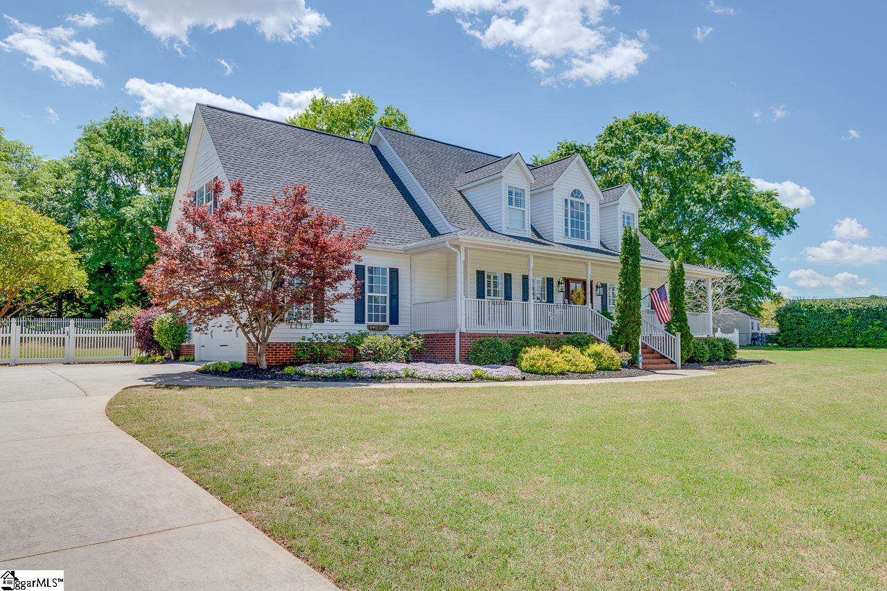 409 Airy Springs Road Easley, SC 29642 - Photo 3 of 36 Gallery Image 3