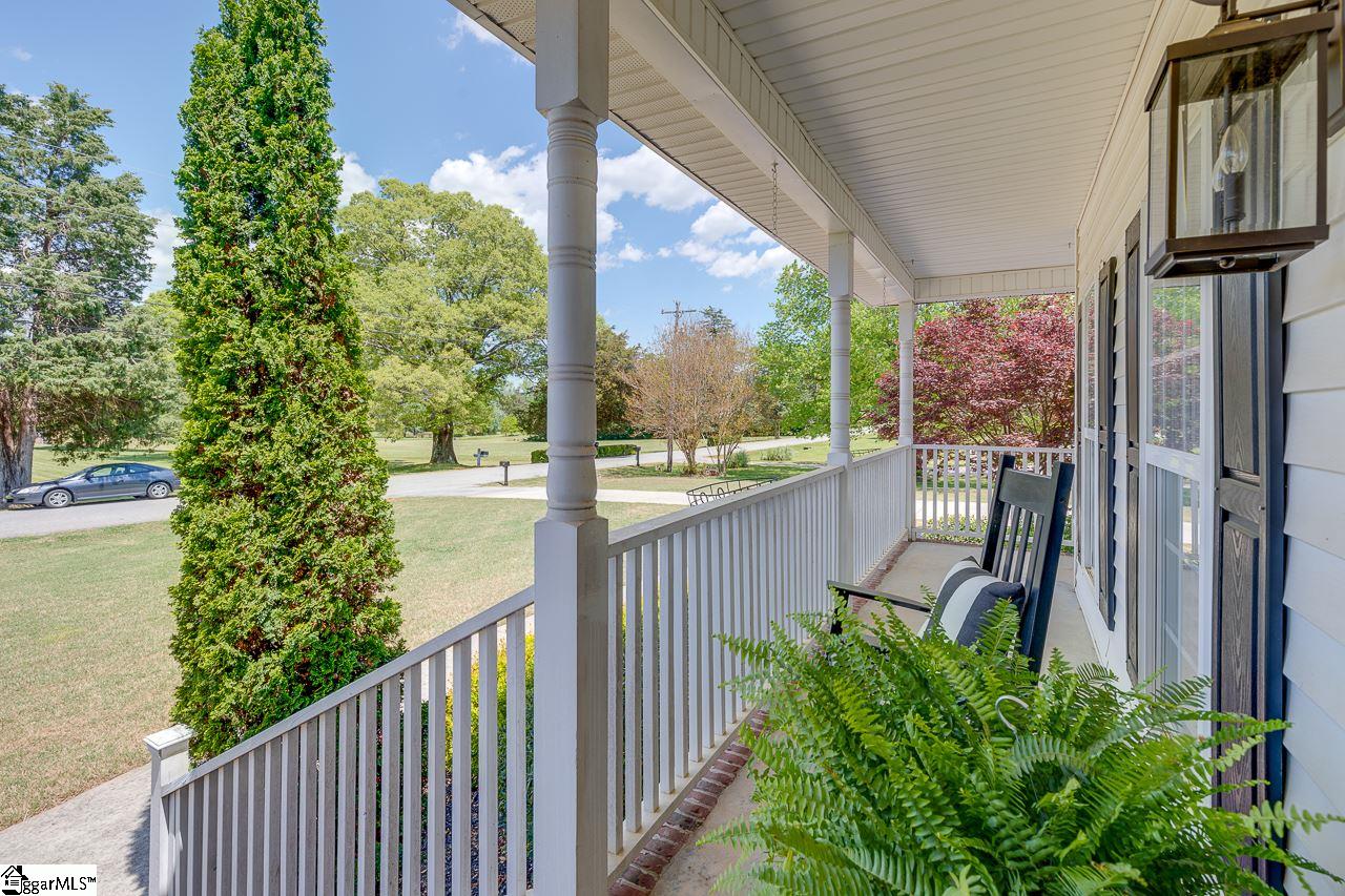 409 Airy Springs Road Easley, SC 29642 - Photo 4 of 36 Gallery Image 4