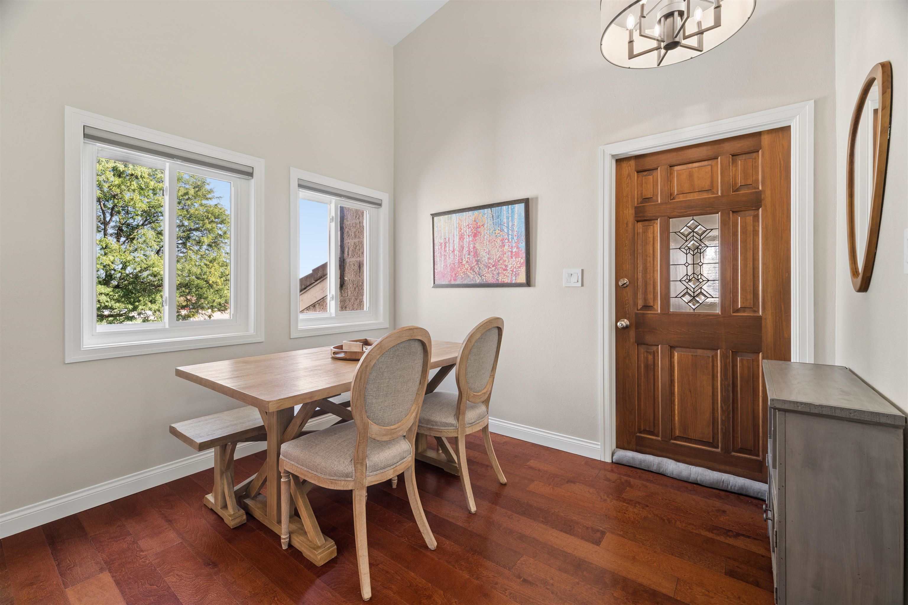 1121 South Oneida Street Appleton, WI 54915 - Photo 2 of 26 Gallery Image 2