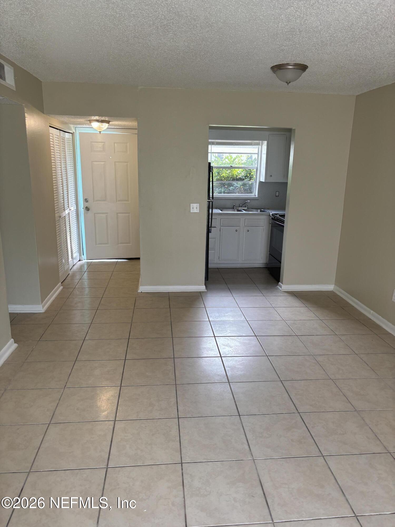 1529 Pullen Road, Unit 3 Jacksonville, FL 32216 - Photo 3 of 17 IMG_5819