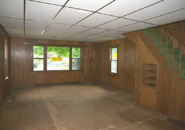 1115 Elm Street Rochester, IN 46975 - Photo 3 of 9
